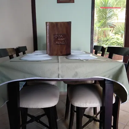 Oya Family Lägenhetshotell 4*