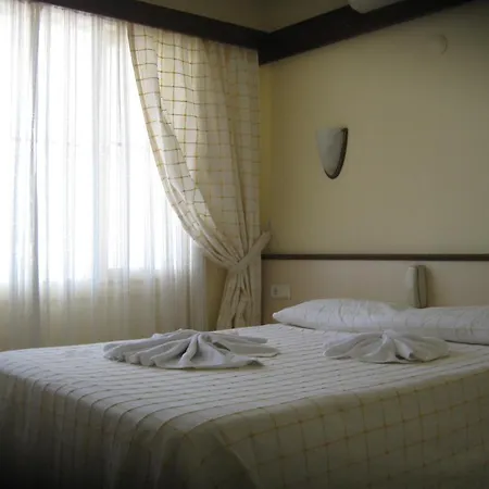 Oya Family Lägenhetshotell Kusadası