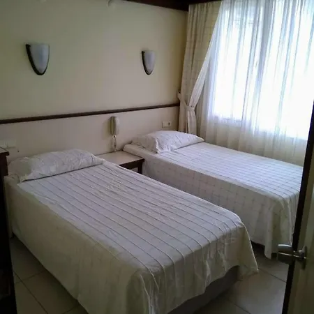 Oya Family Apartahotel