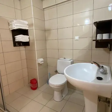 奥亚家庭套房酒店 4* 库萨达斯